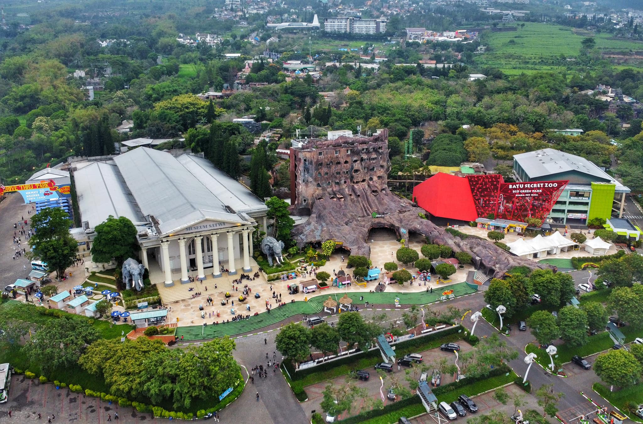 jatim park 2, sewa mobil Fortuner Malang